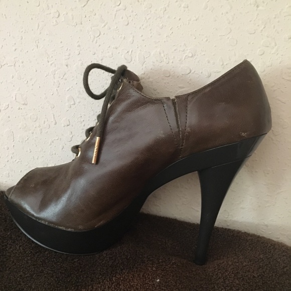 Michael Kors Booties Womens 7M Oxford Stiletto Heels Brown Leather Peep Toe - Picture 3 of 5